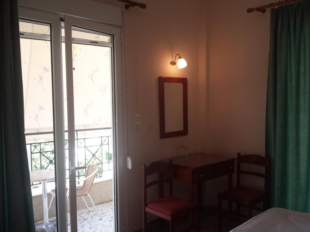 Dimitra Hotel Lutrá Edipszú Kültér fotó