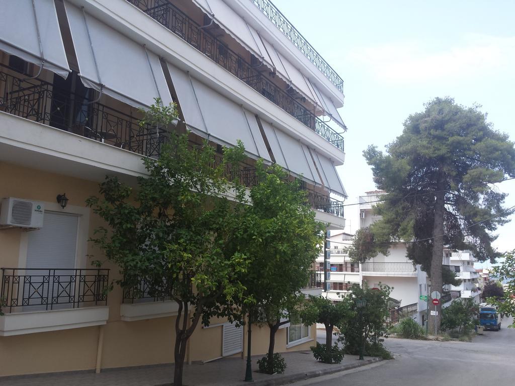 Dimitra Hotel Lutrá Edipszú Kültér fotó