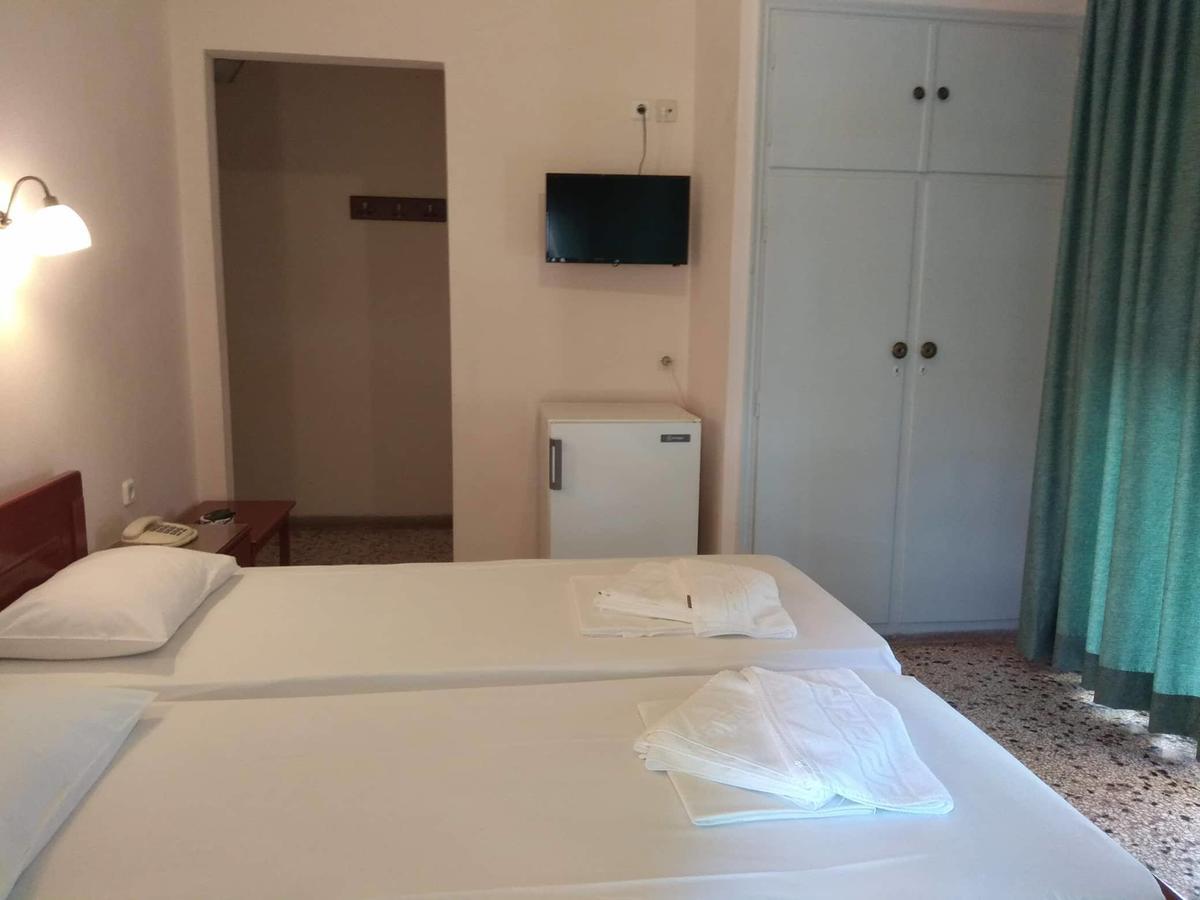 Dimitra Hotel Lutrá Edipszú Kültér fotó